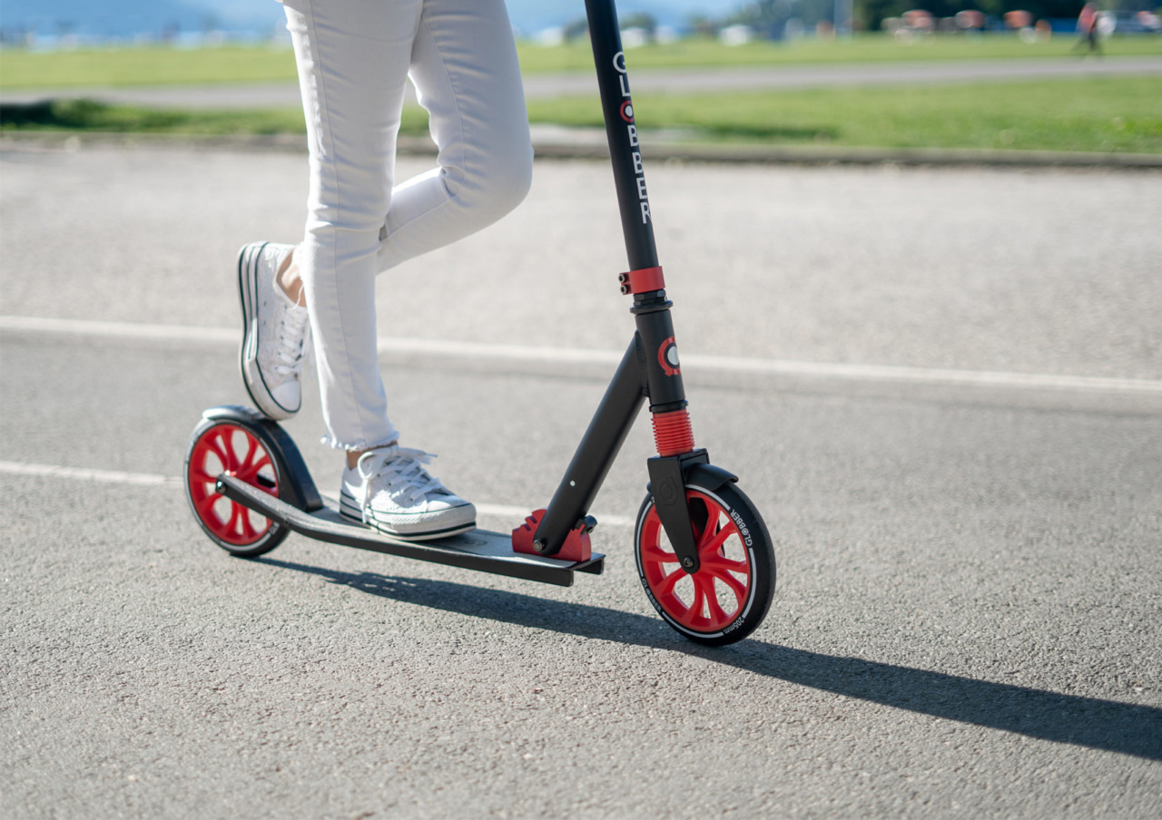 Childrens Scooter With Big Wheels