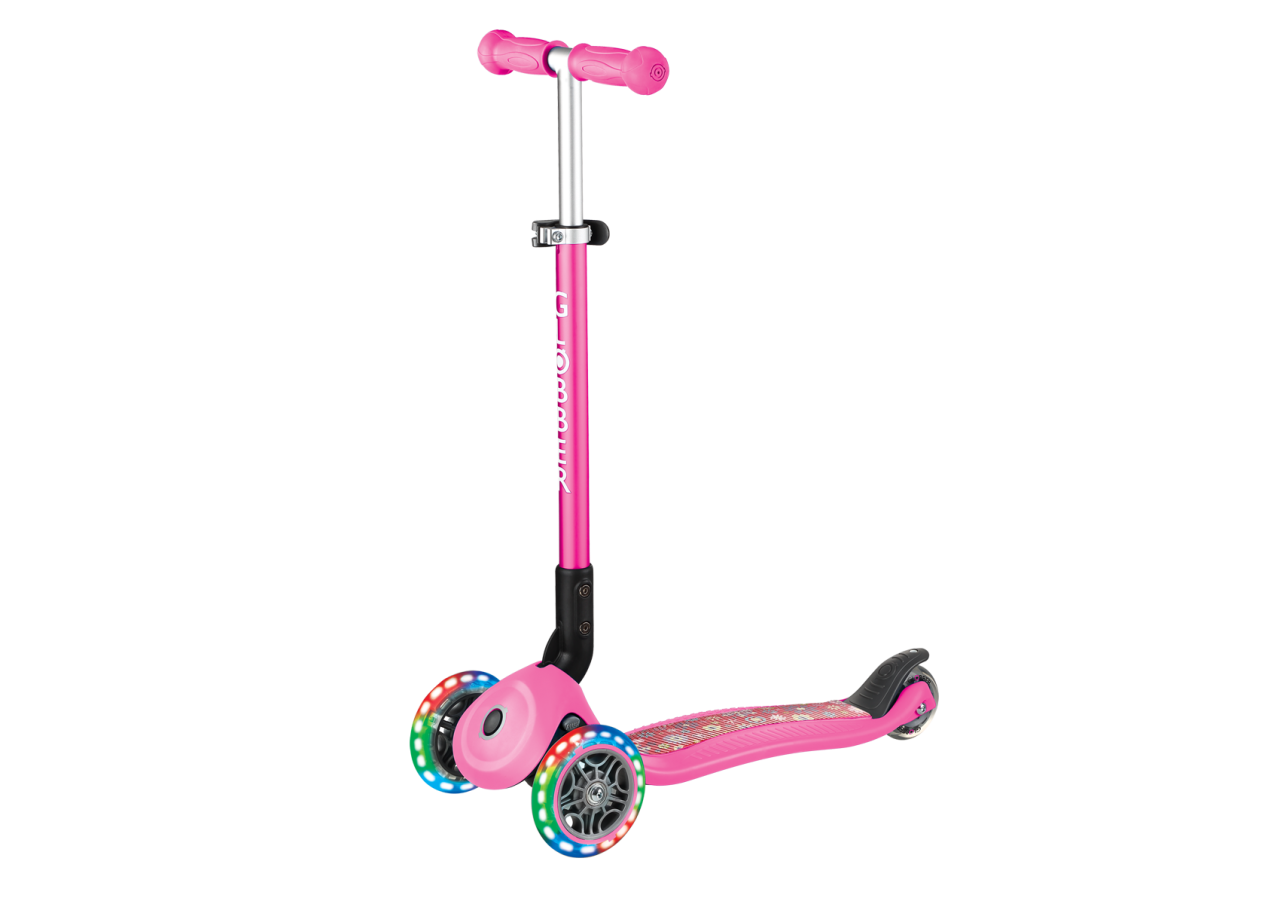 3 Wheel Scooter With Patterned Deck