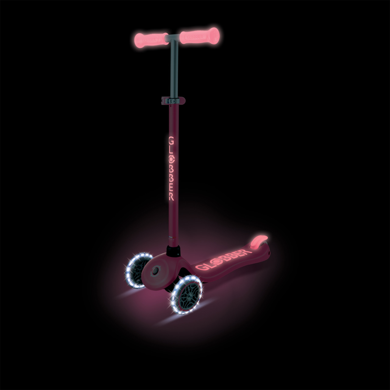 08 443 110 Adjustable Glow In The Dark Scooter
